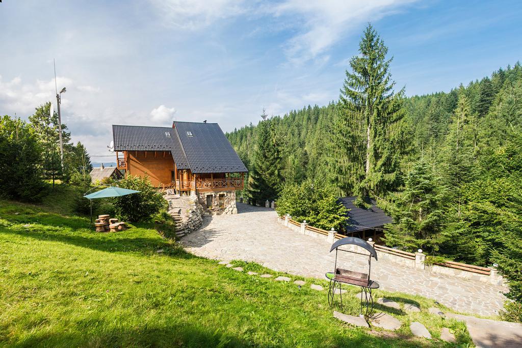 Karpatska Villa Mykulychyn Exterior photo